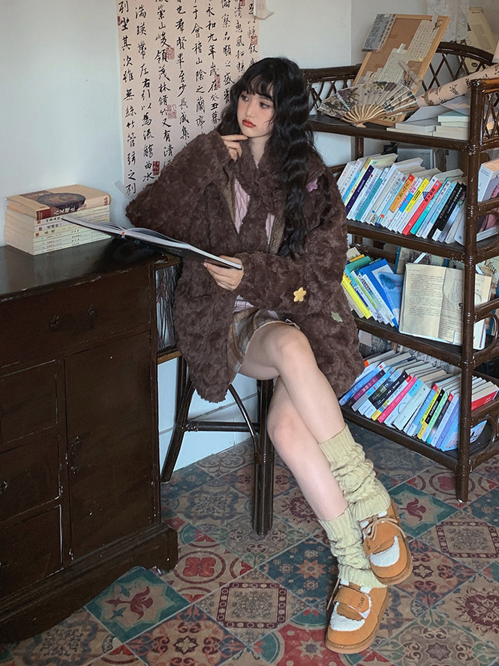 Star Patch Accent Faux Fur Short Coat
