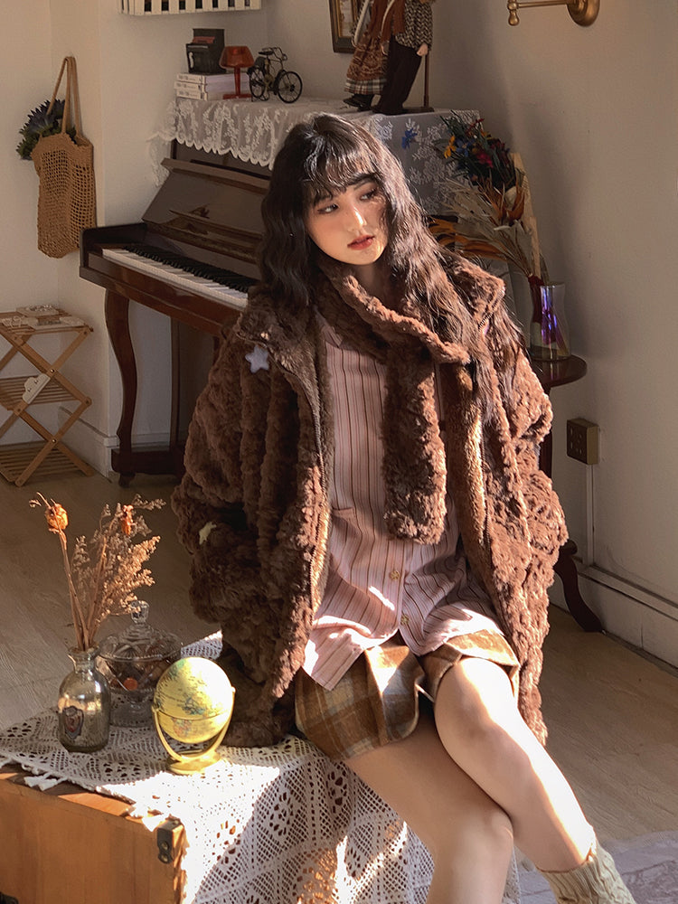 Star Patch Accent Faux Fur Short Coat