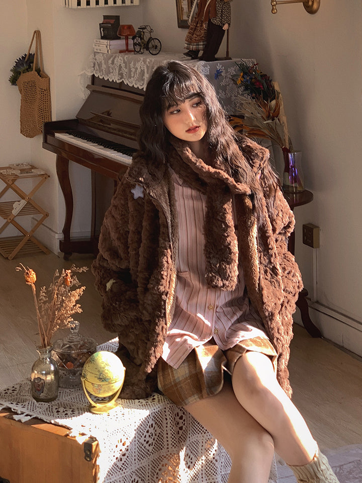 Star Patch Accent Faux Fur Short Coat