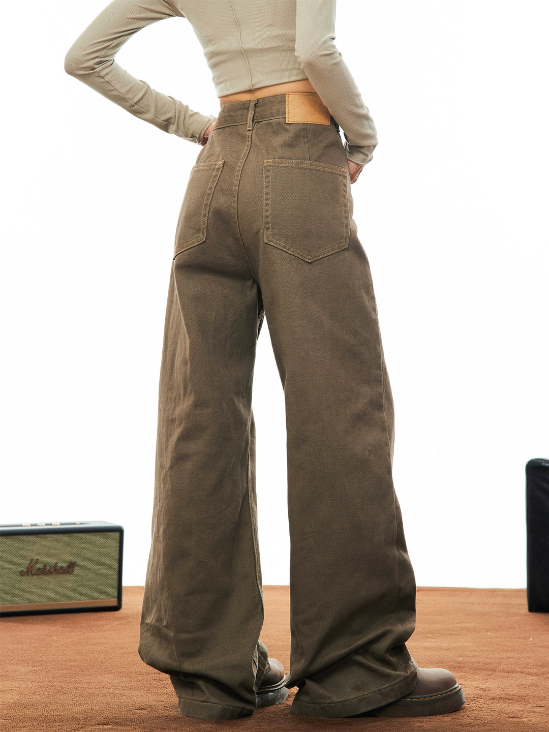 Wide-Leg High-Waist Jeans