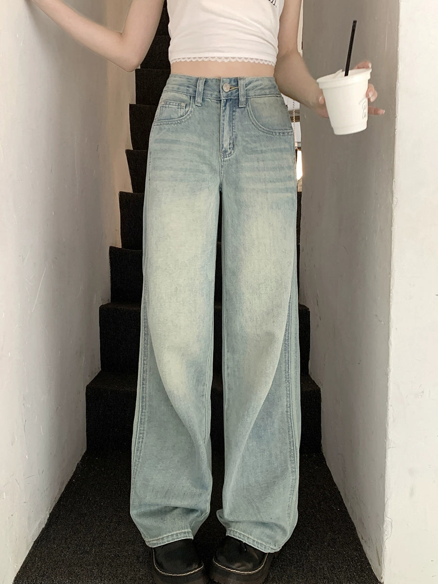 Relaxed Fit Wide-Leg Jeans