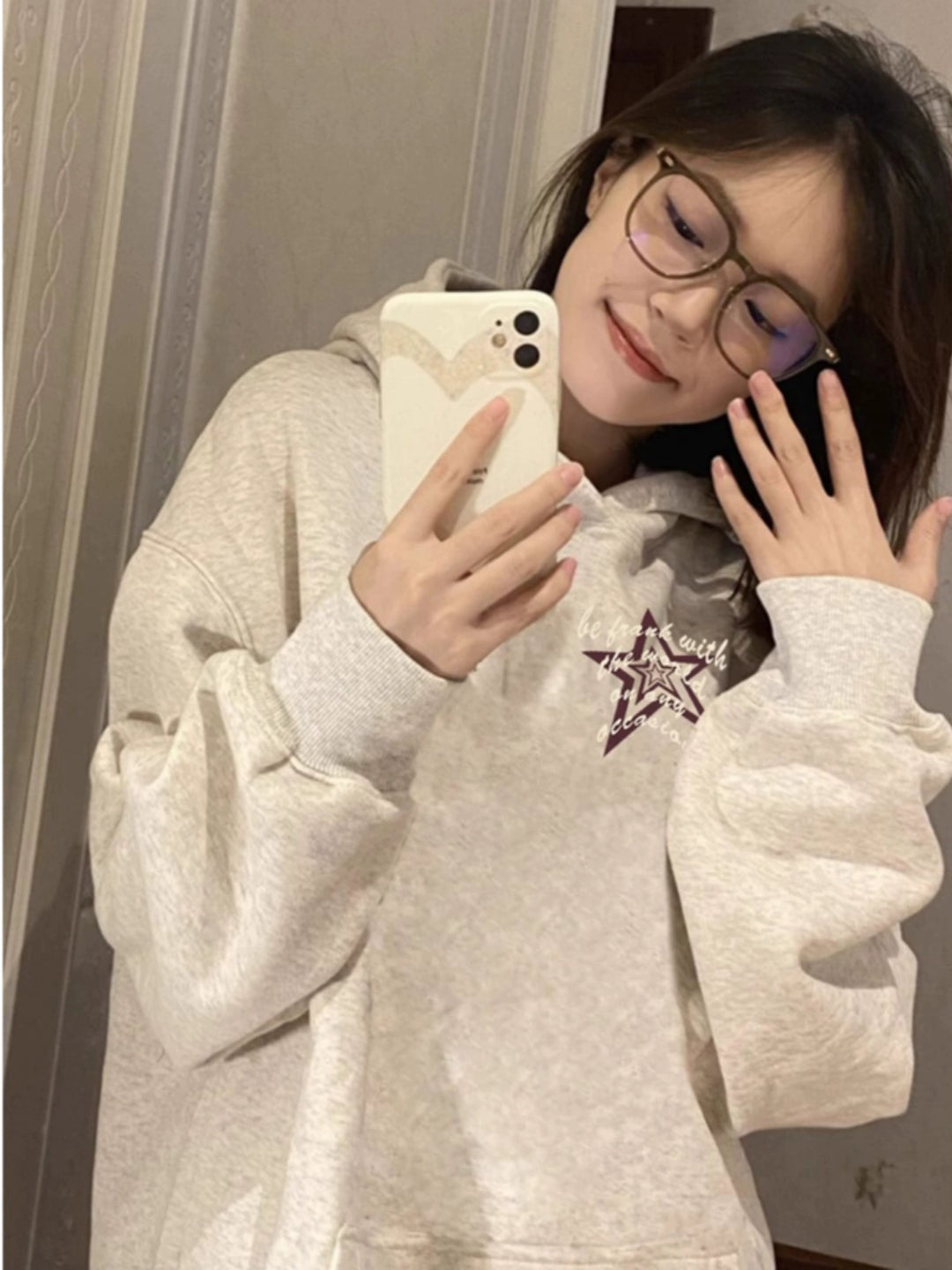 Star Graphic Hooded Sweatshirt