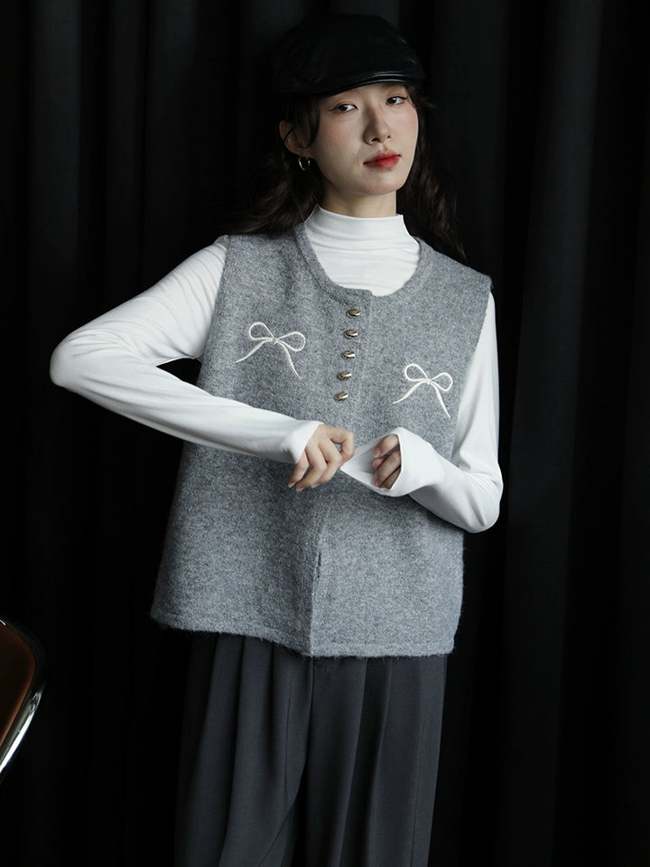Embroidery Knitted Button-Down Vest