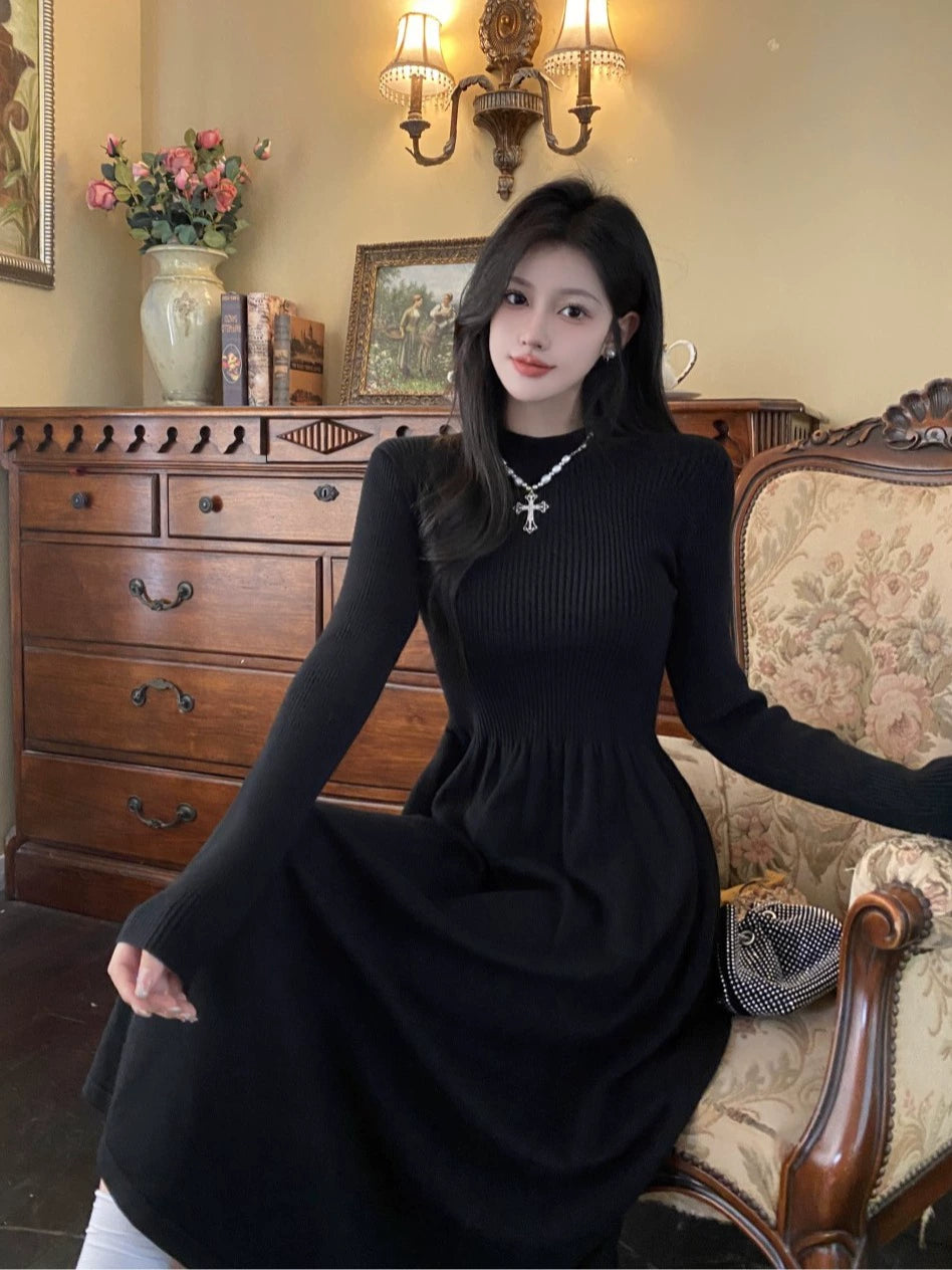 Elegant Long Sleeve Knit Dress
