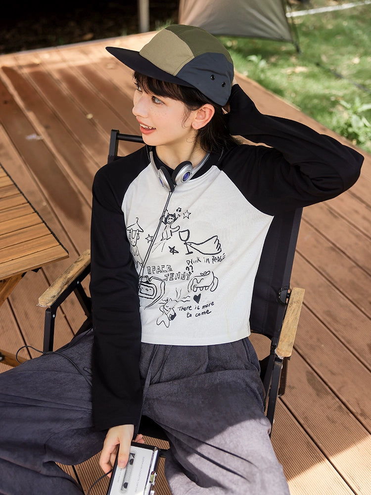 Graphic Raglan Sleeve Sweatshirt