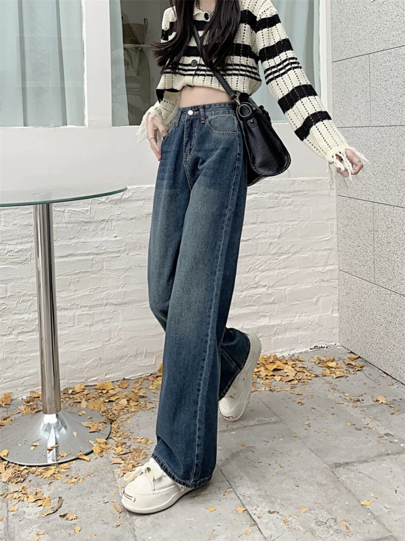 Wide-Leg High-Waist Jeans