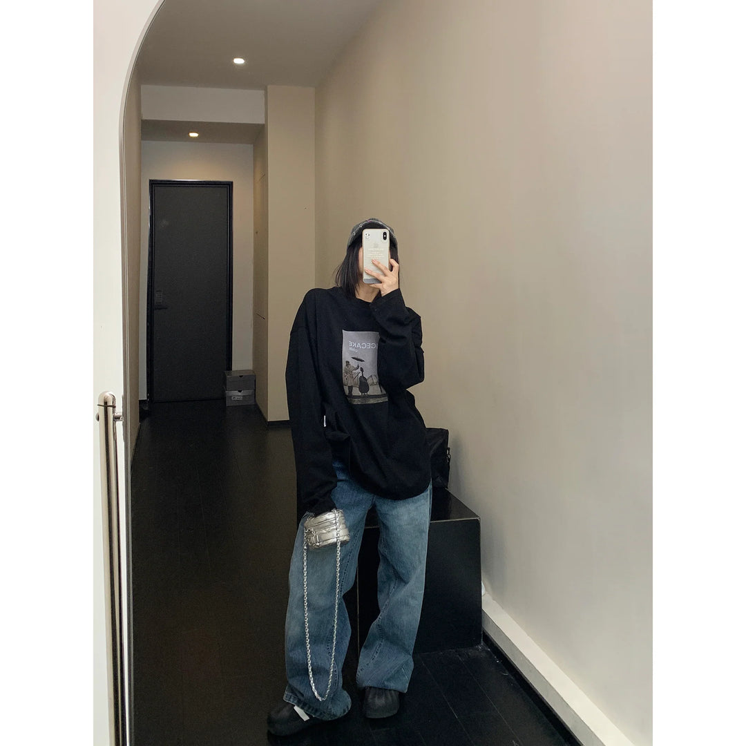 Minimalist Printed Long-Sleeve T-shirt