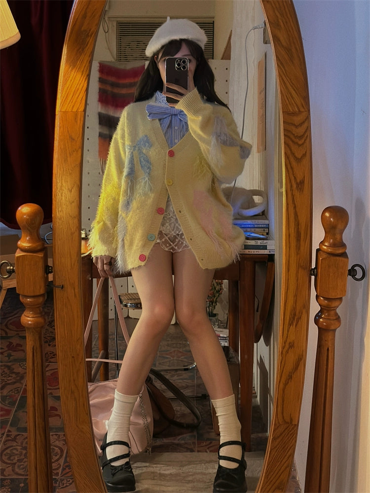 Bow Pattern Wool Sweater