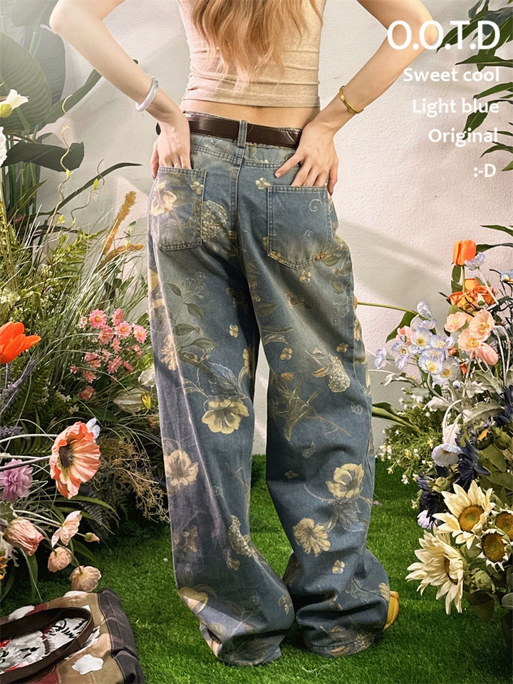 Floral Patterned Relaxed Fit Jeans