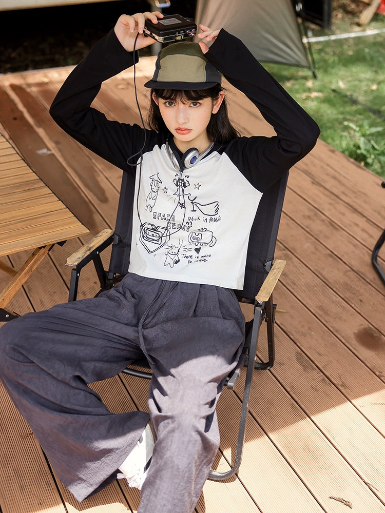 Graphic Raglan Sleeve Sweatshirt