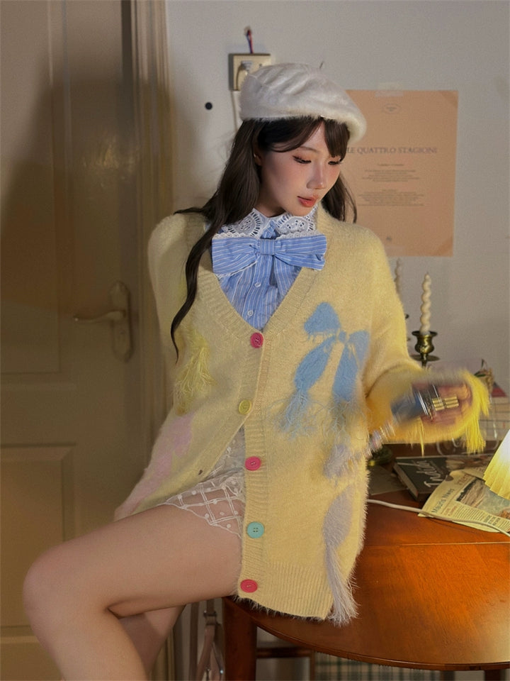 Bow Pattern Wool Sweater
